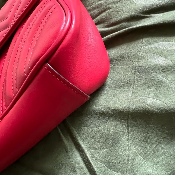 GUCCI Mini GG Marmont Matelassé Shoulder Bag "FIRM PRICE" - Picture 14 of 16